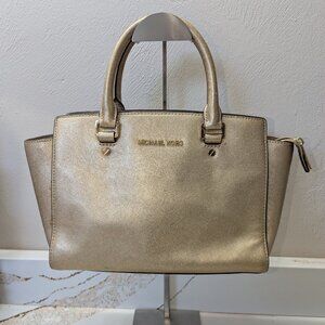MICHAEL Michael Kors gold crossbody/handbag